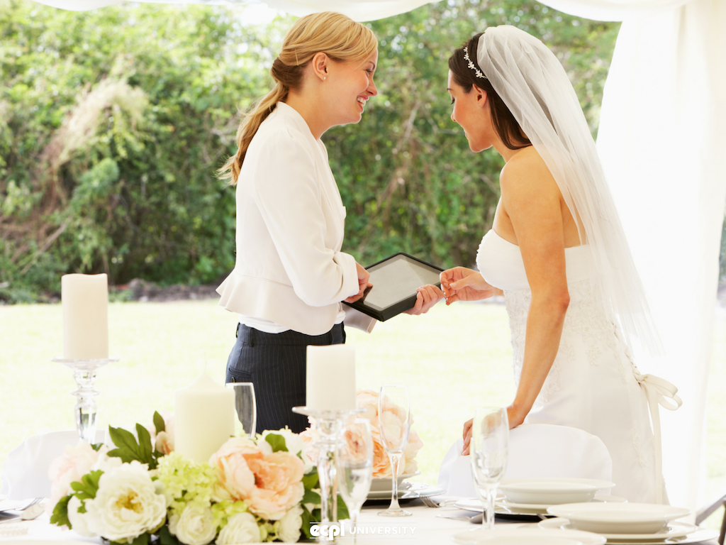How To Become A Wedding Planner With A Formal Degree